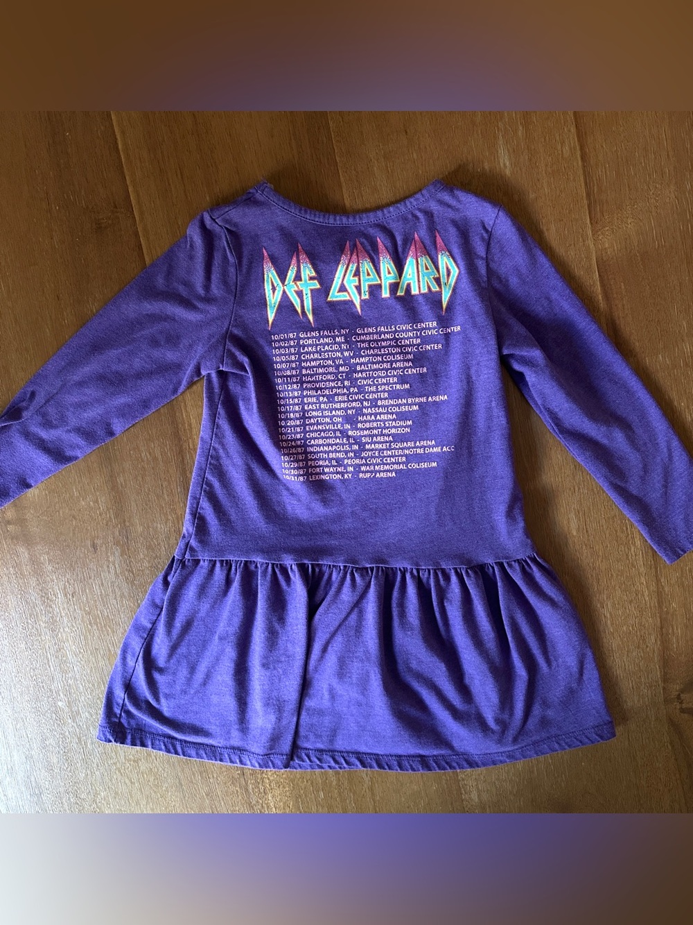 Girls Def Leopard Tour Purple Ruffle Dress size 5T